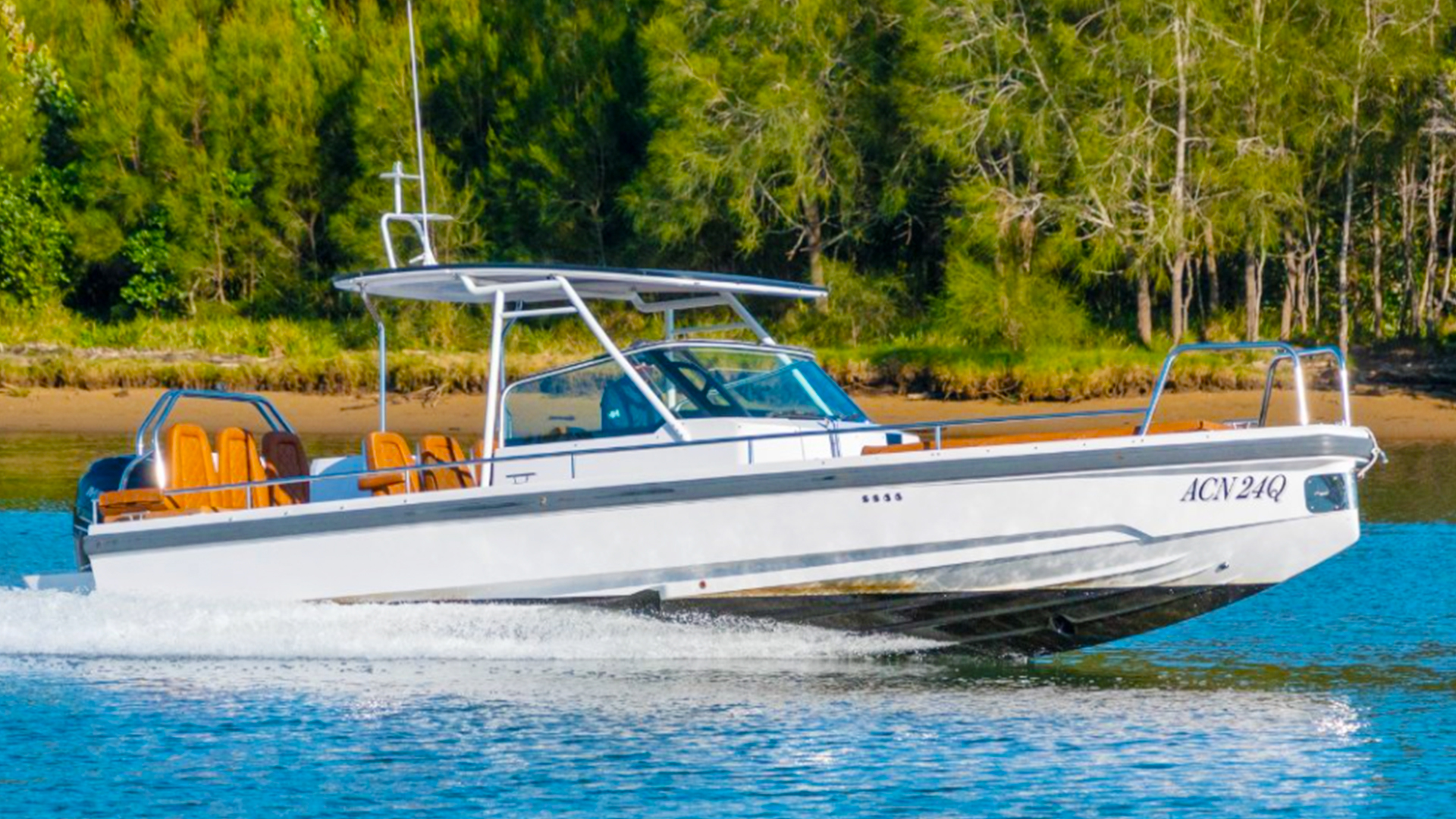 Tiger Marine Charter Phuket - Limpopo - 28ft Luxury Speedboat - 02