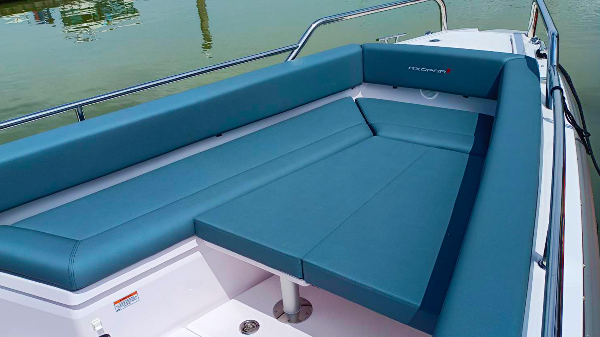 Tiger Marine Charter Phuket - Limpopo - 28ft Luxury Speedboat - 05