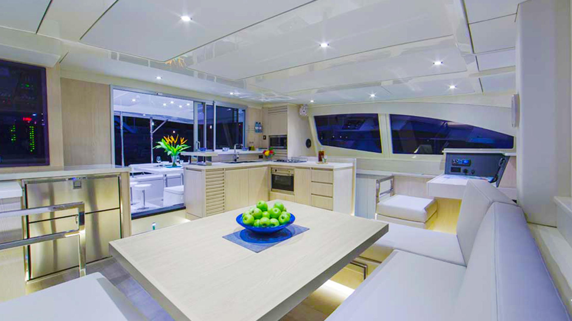 Tiger Marine Charter Phuket - Sanyati - 51ft - 06
