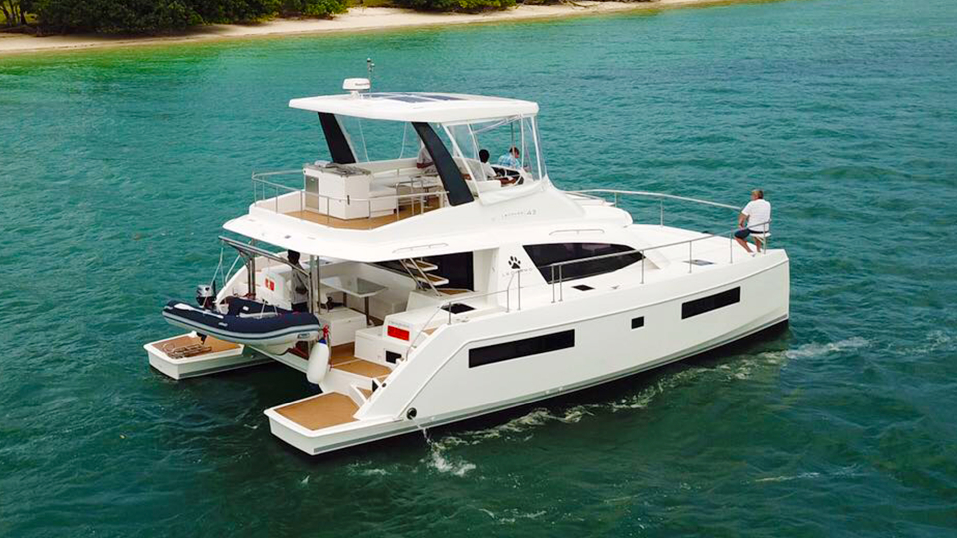 Tiger Marine Charter Phuket - Shashani - 43ft - 02