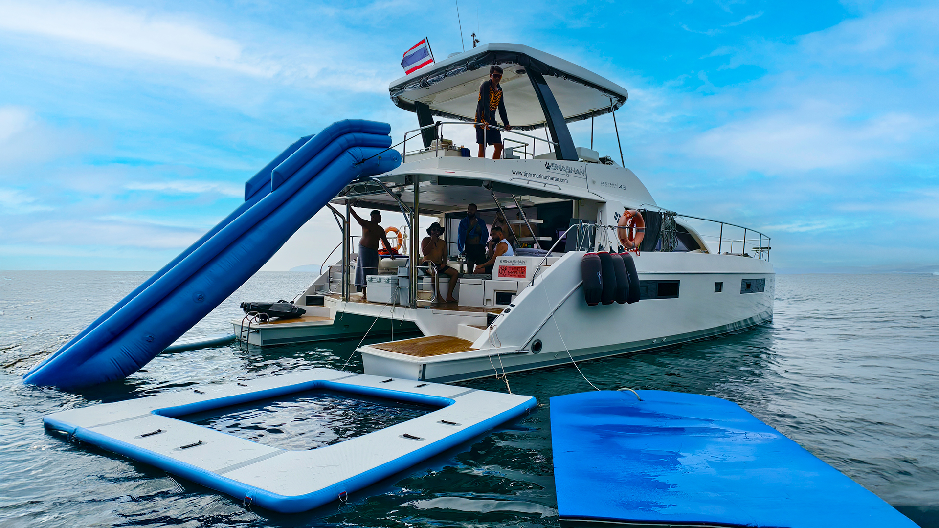 Tiger Marine Charter Phuket - Shashani - 43ft - 03