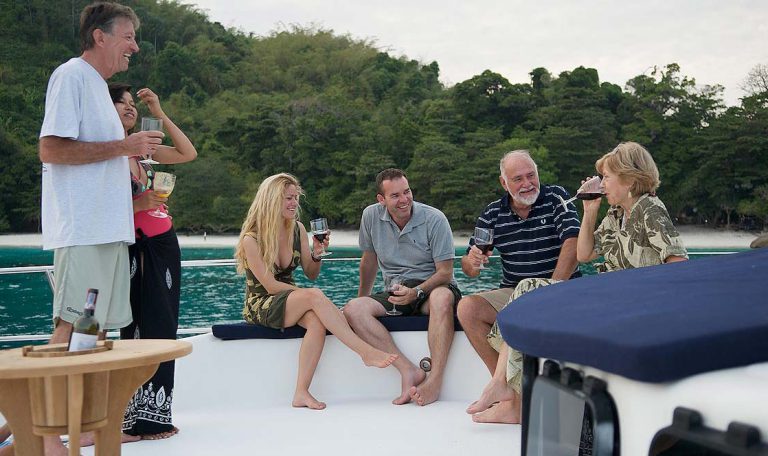 Tiger Marine Charter - Shangani 70ft Middle Deck - 15