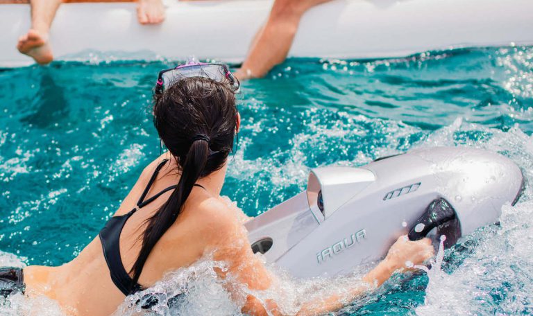 Tiger Marine Charter Phuket - Toys -iAqua Scooter